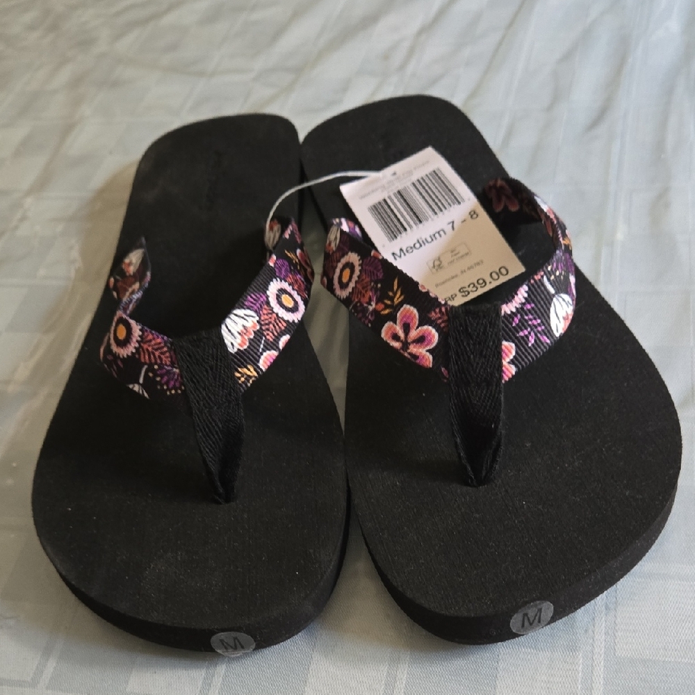 Vera Bradley Black Floral Sandals